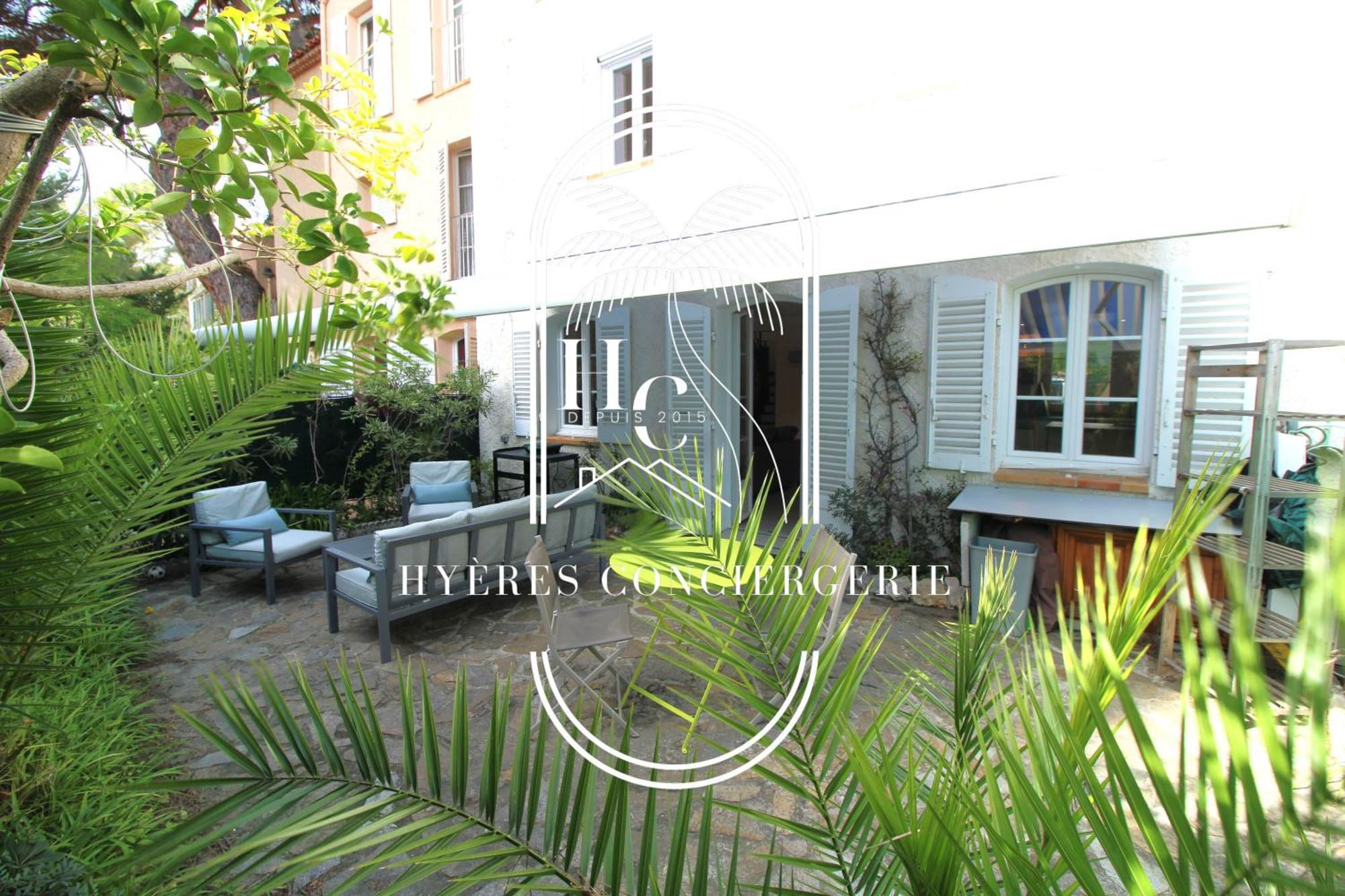 Duplex Au Coeur Du Port D'Hyeres- Plages Parking By Hc エクステリア 写真