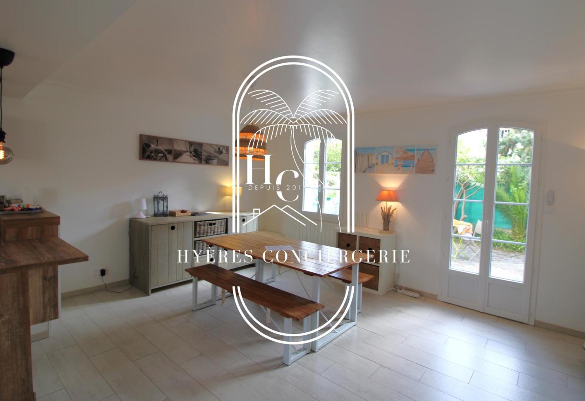 Duplex Au Coeur Du Port D'Hyeres- Plages Parking By Hc エクステリア 写真
