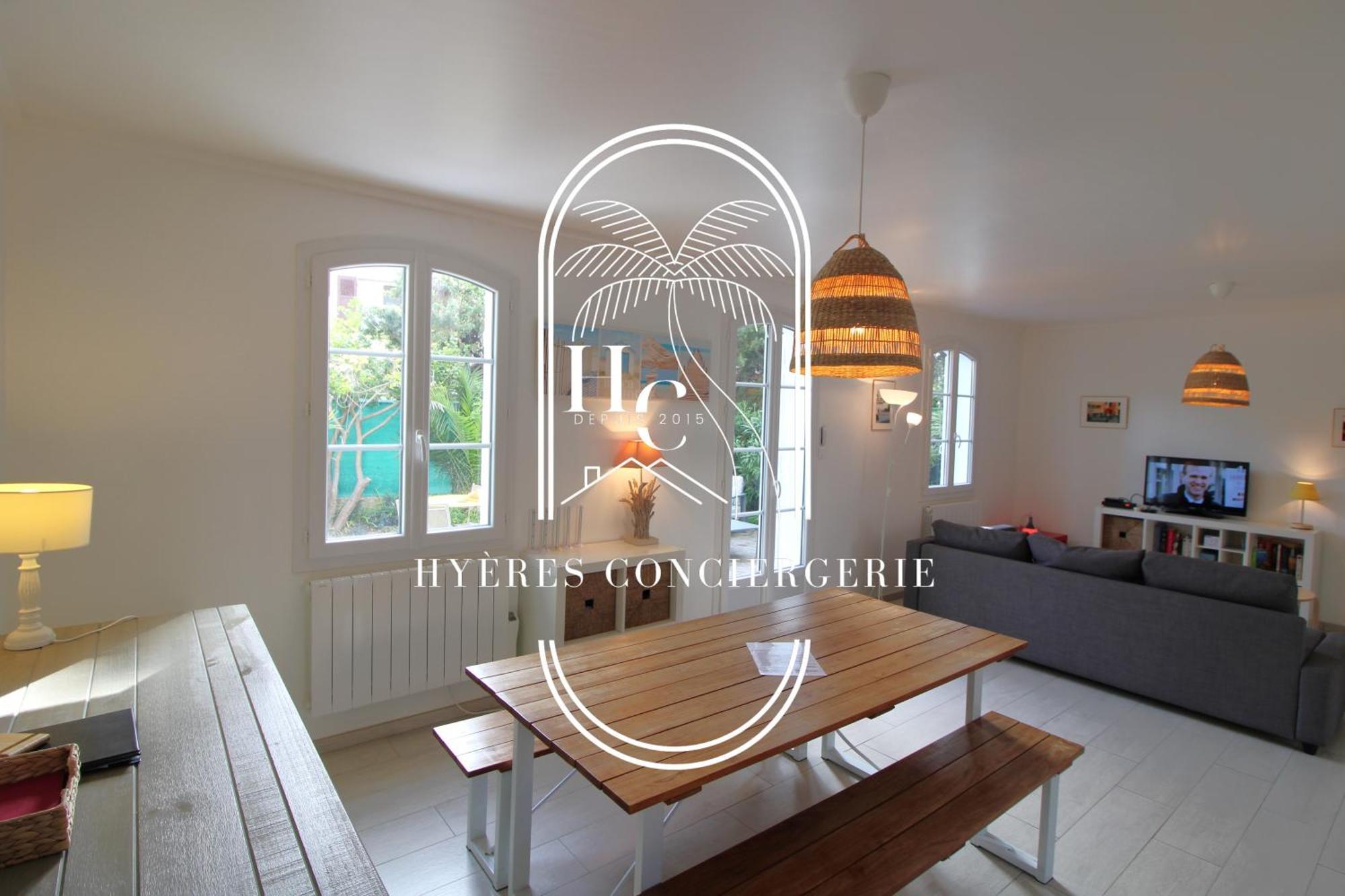 Duplex Au Coeur Du Port D'Hyeres- Plages Parking By Hc エクステリア 写真